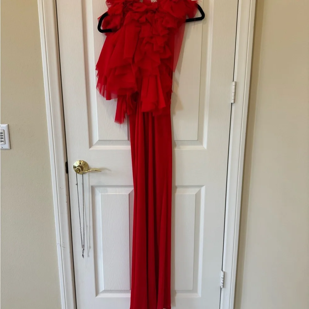 Boudicca Elegant Red Evening Gown
